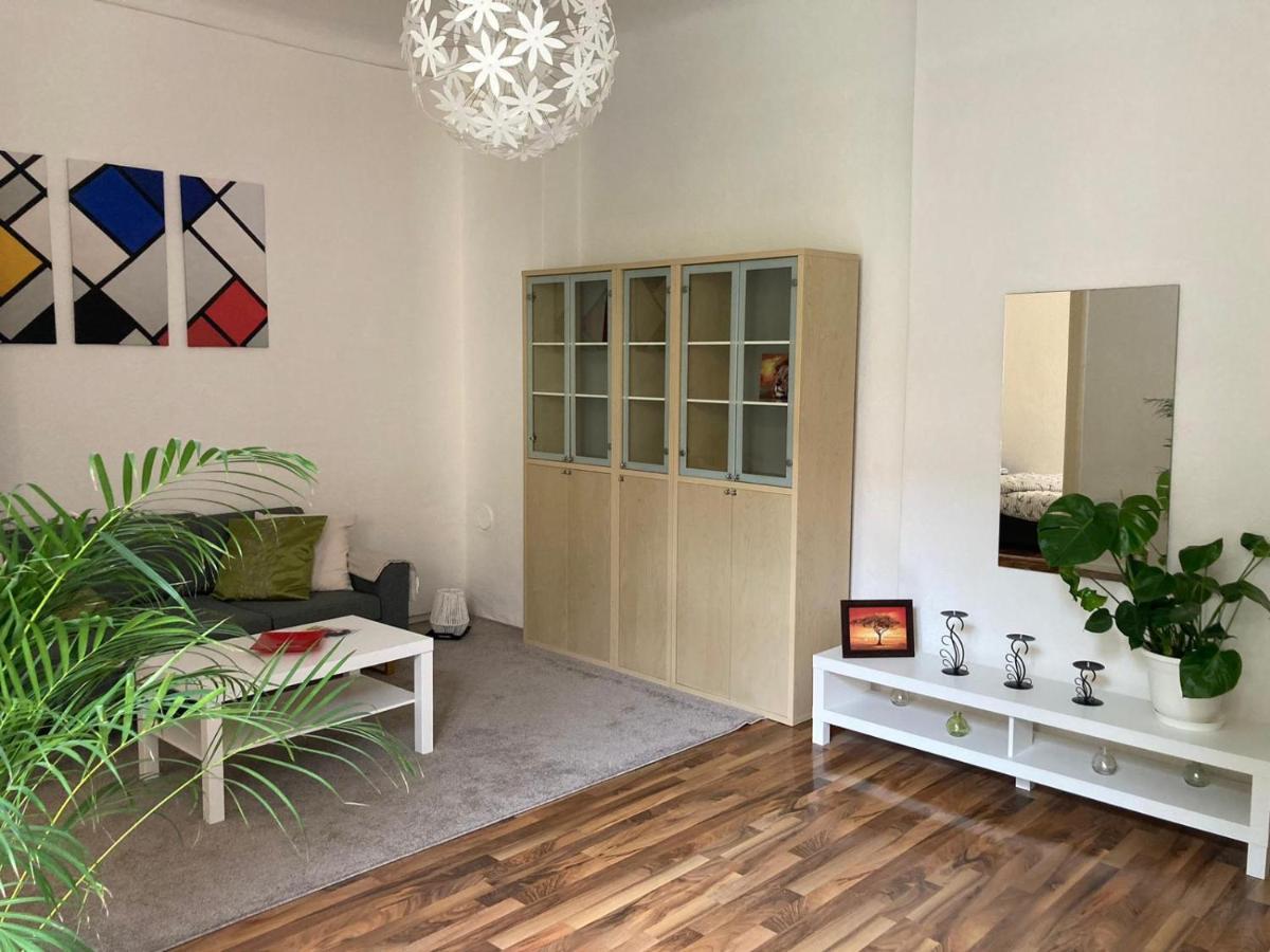 Ferienwohnung Am Schlosspark Charlottenburg Berlin Exteriör bild
